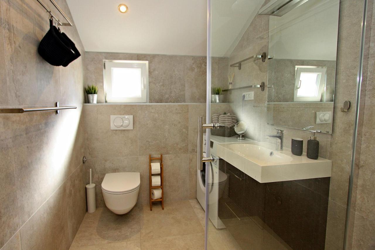 Apartman Gajka Supetar Exterior foto